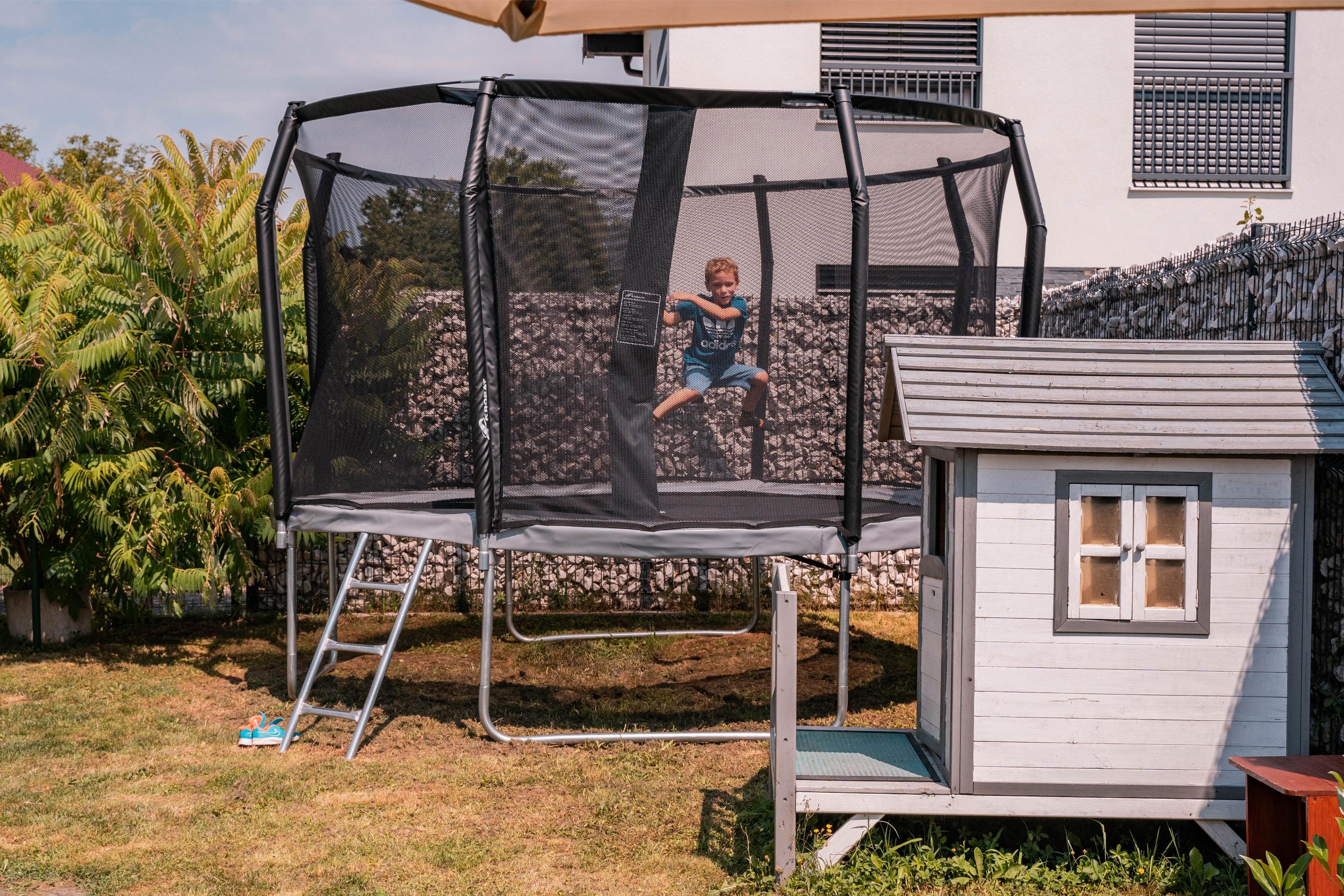 Laadukas lasten trampoliini 4,3m