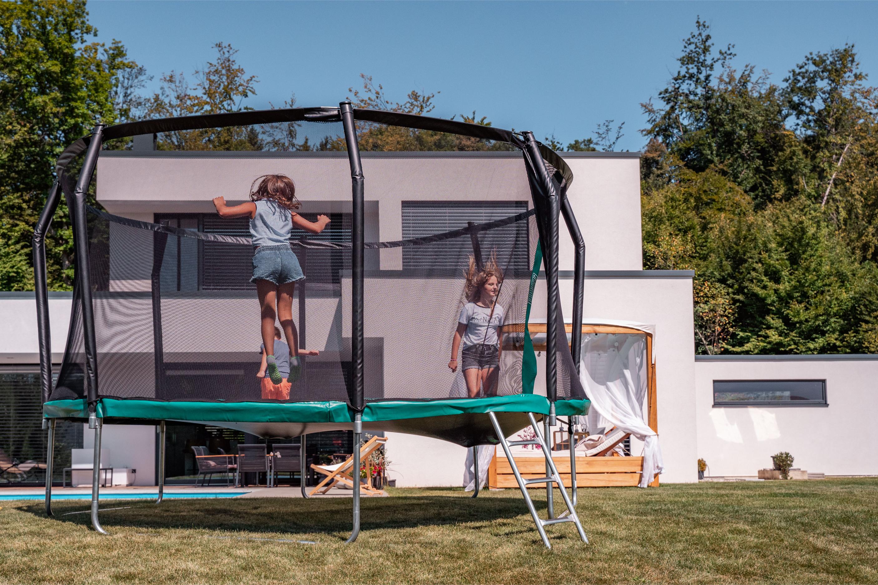 Perhetramppa Akrobat Orbit 3,6m